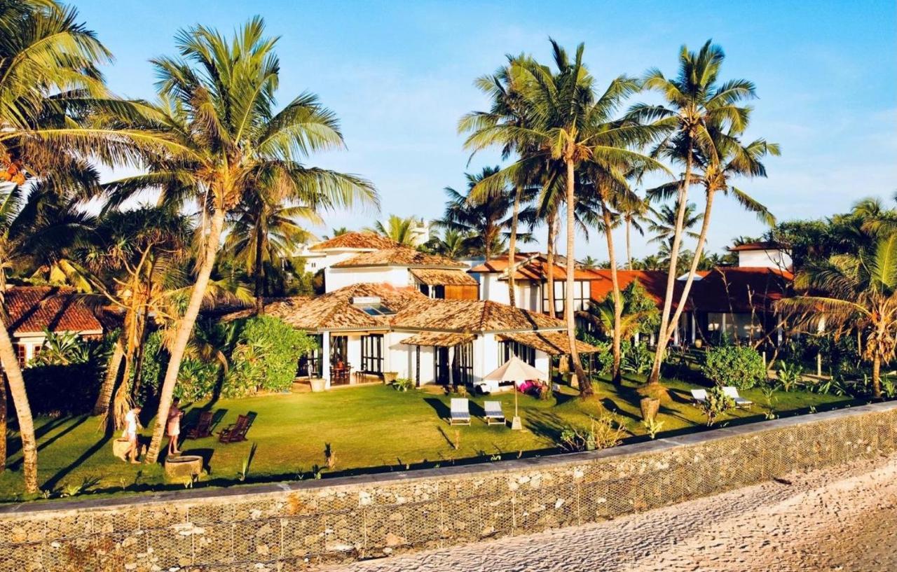 Poya Villa Ahangama Exteriör bild