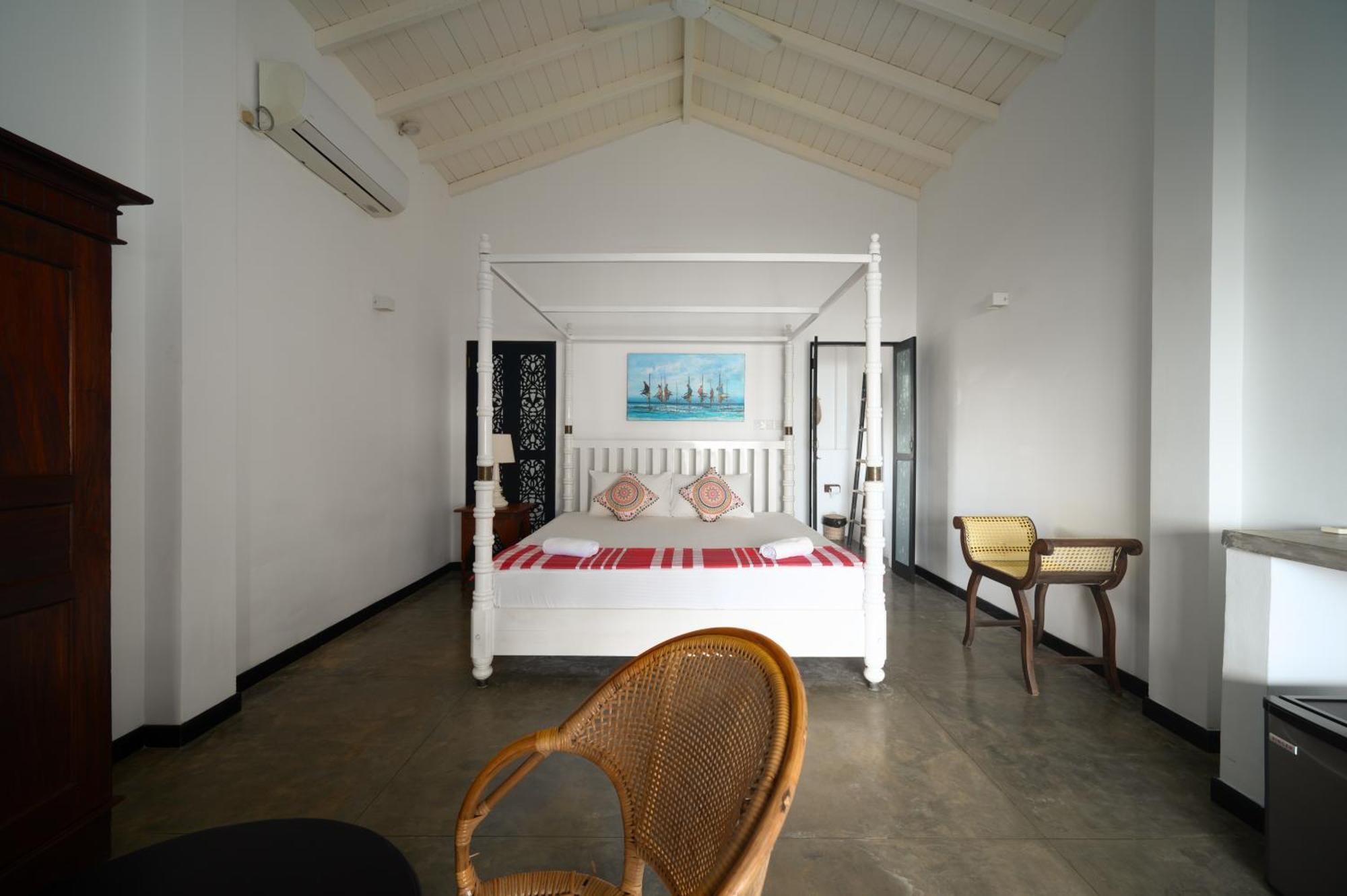 Poya Villa Ahangama Exteriör bild