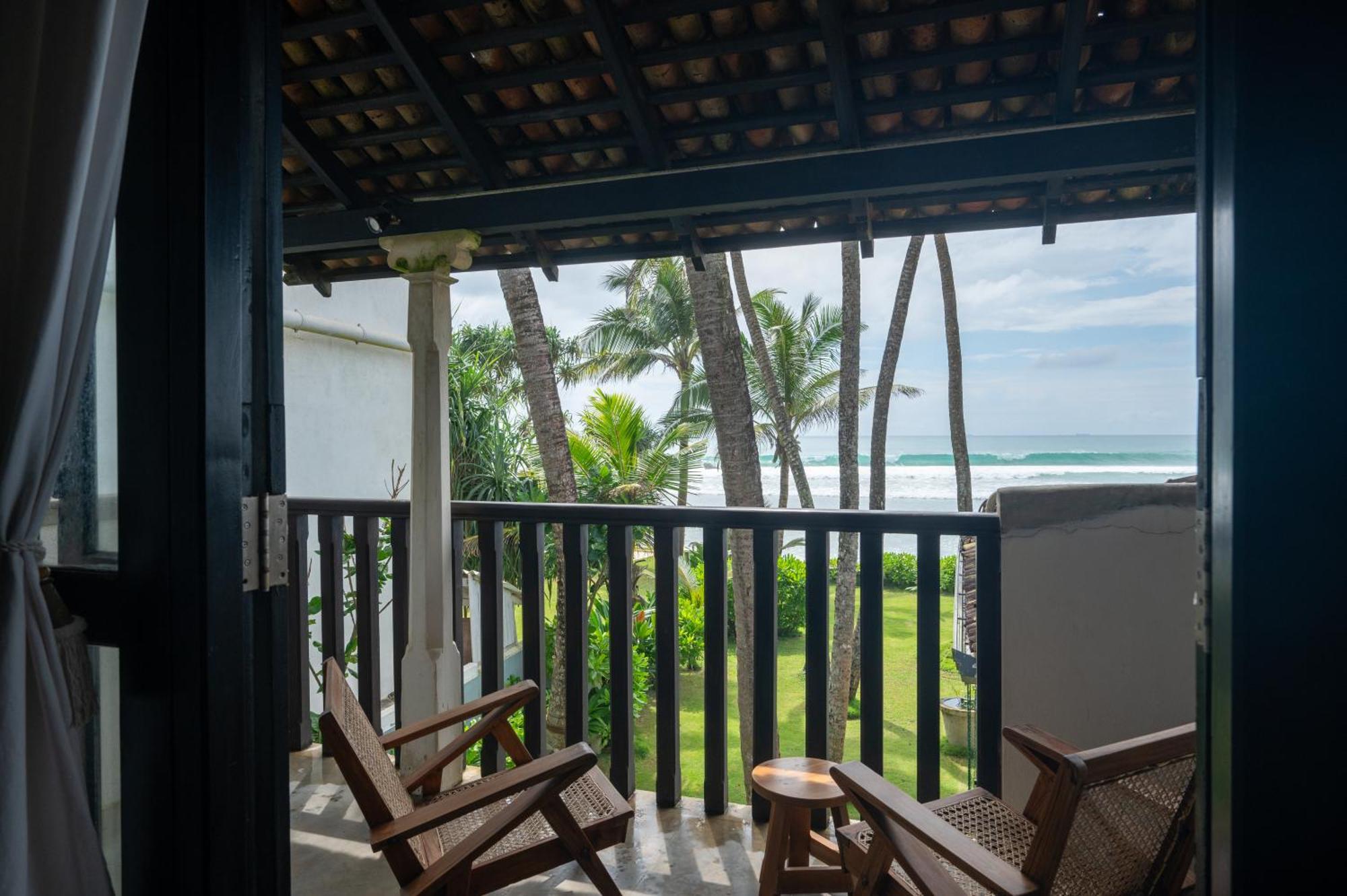 Poya Villa Ahangama Exteriör bild