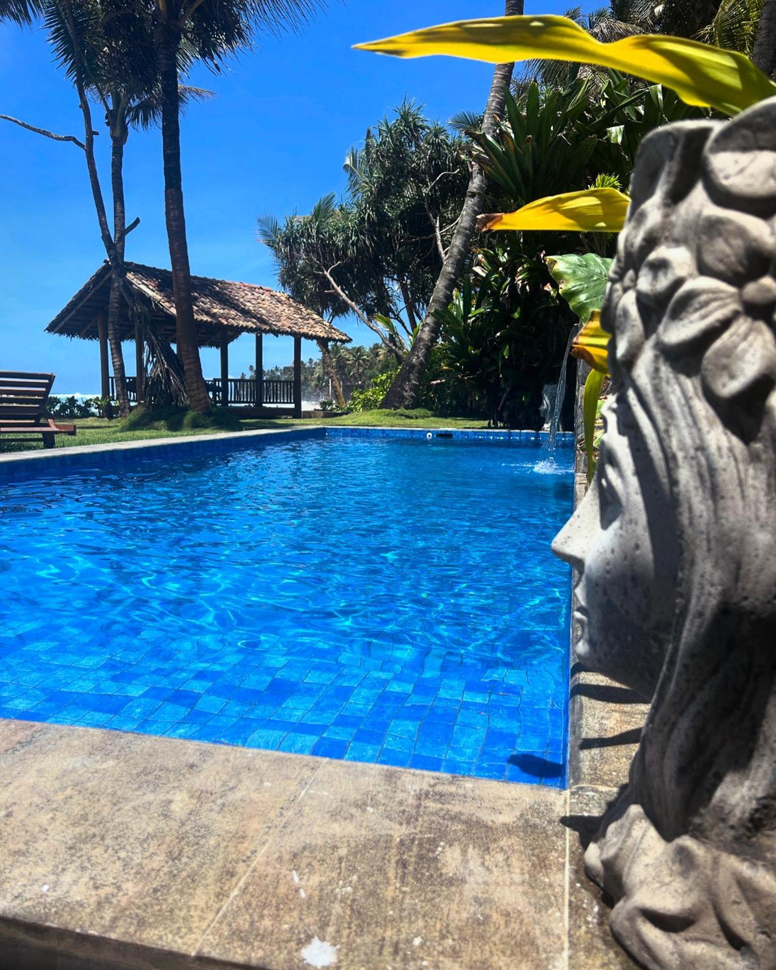 Poya Villa Ahangama Exteriör bild